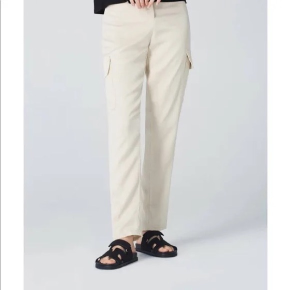 Uncle Studios- the cargo pants - Picture 3 of 3